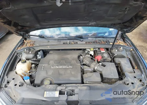 2018 Lincoln Continental Premiere z USA, uszkodzony, nr VIN 1LN6L9PK6J5602902